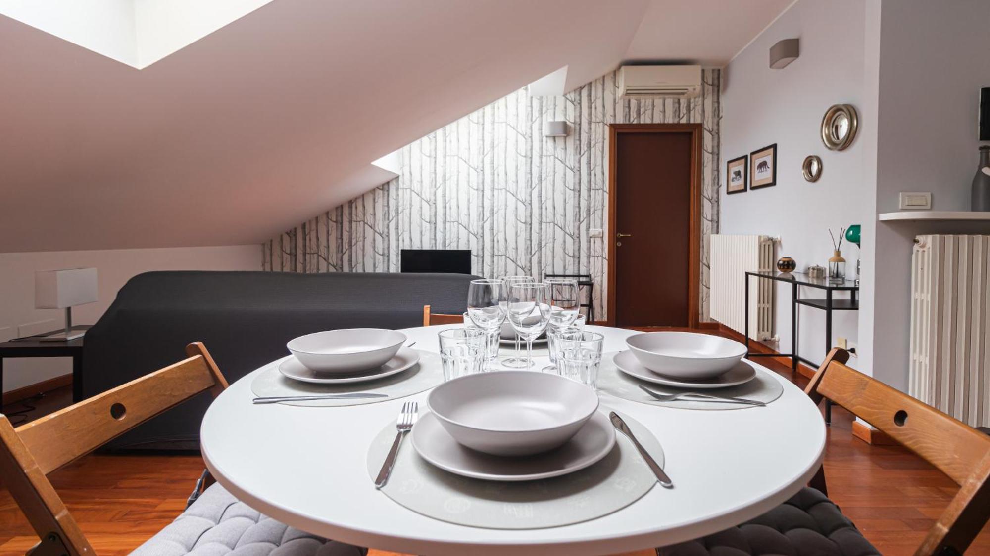 Italianway - Ascanio Sforza 77 *